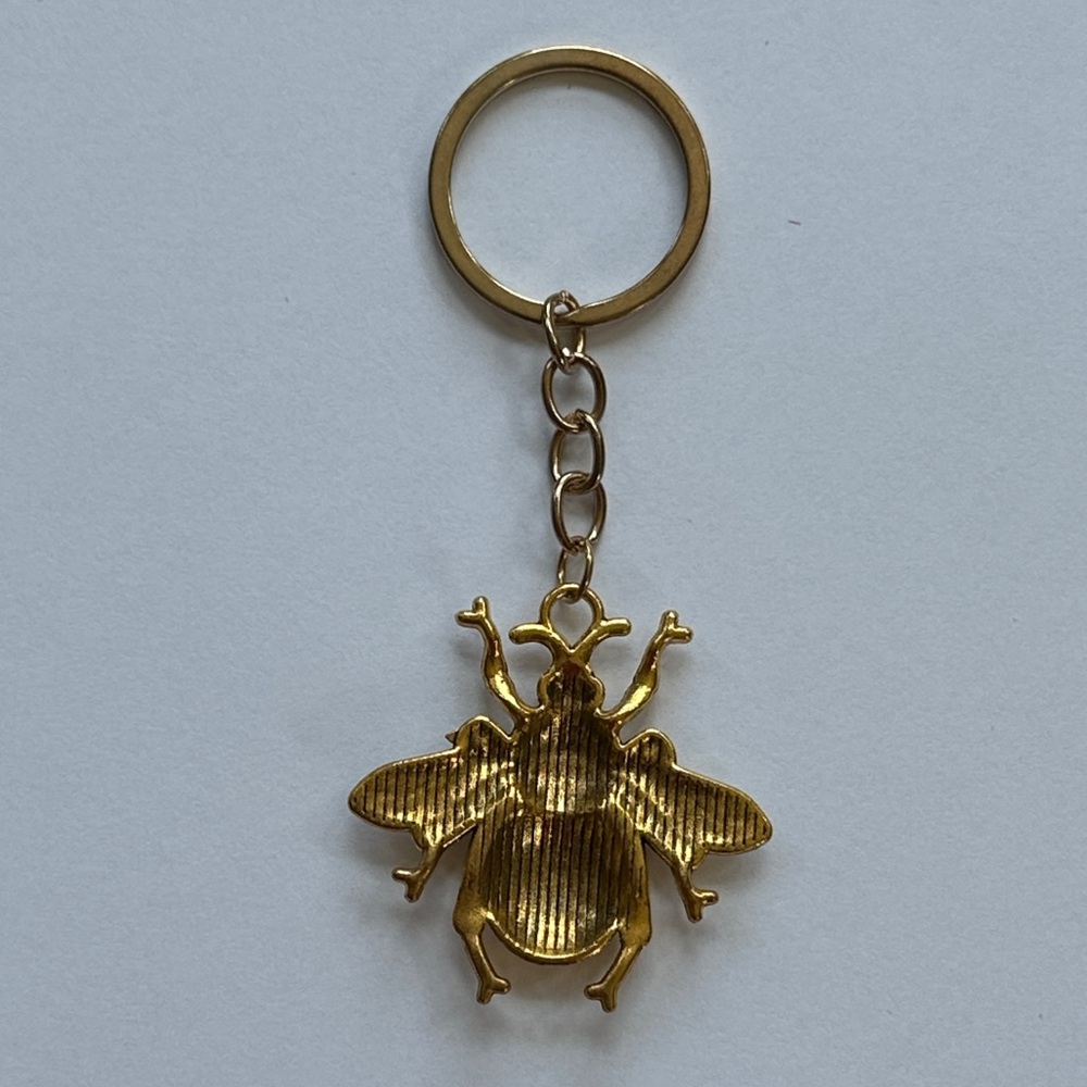 Gold Bee Keychain - Picture 2 of 4